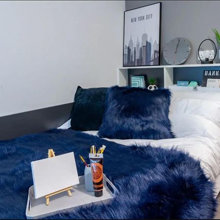 Modern Rooms In Wembley, Sk ロンドン エクステリア 写真