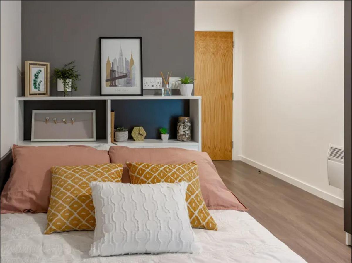 Modern Rooms In Wembley, Sk ロンドン エクステリア 写真